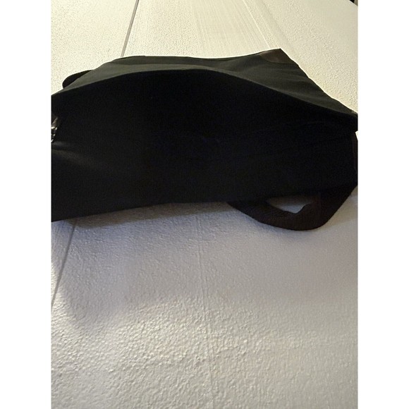 Original Penguin Messenger Bag - Picture 7 of 7